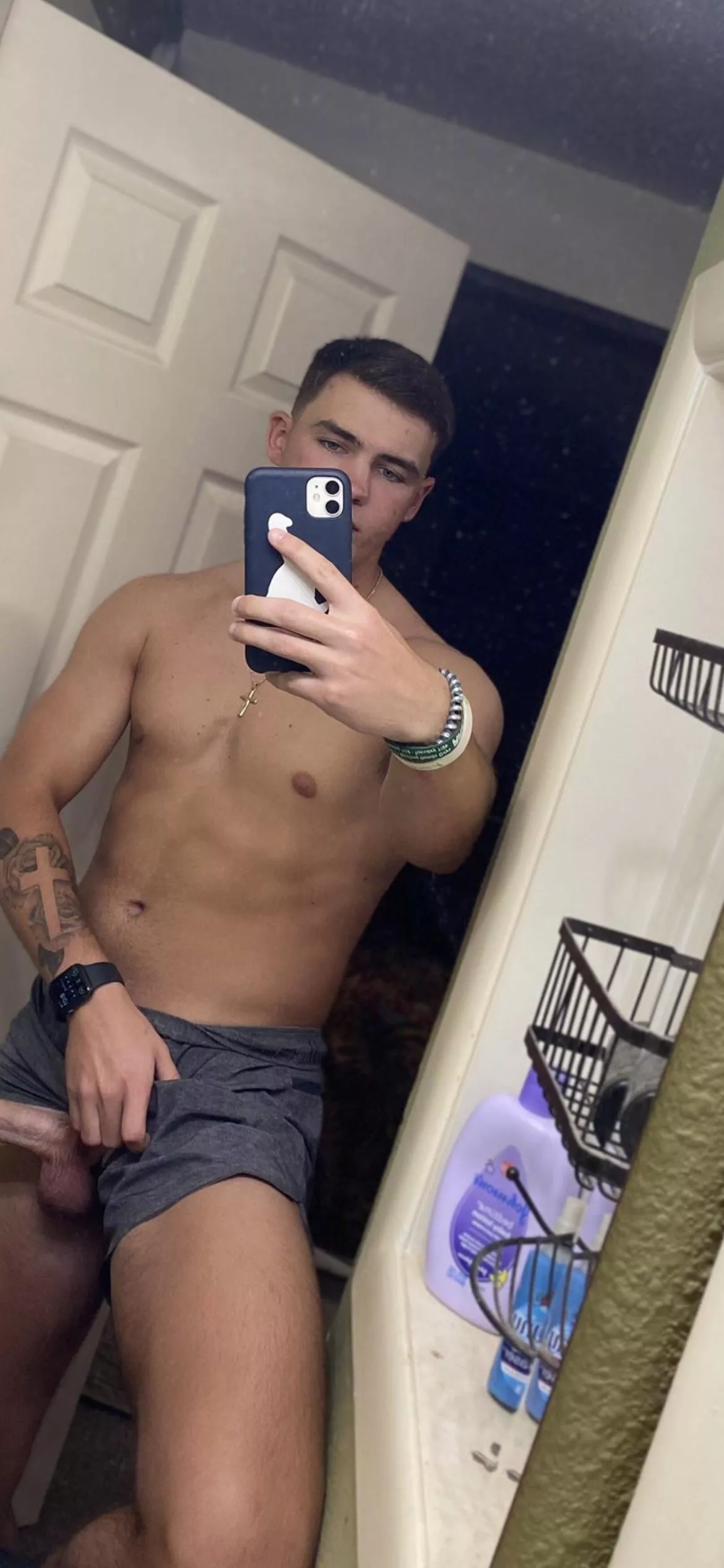 Would you get on your knees for this baseball jock? posted by thatonestud3