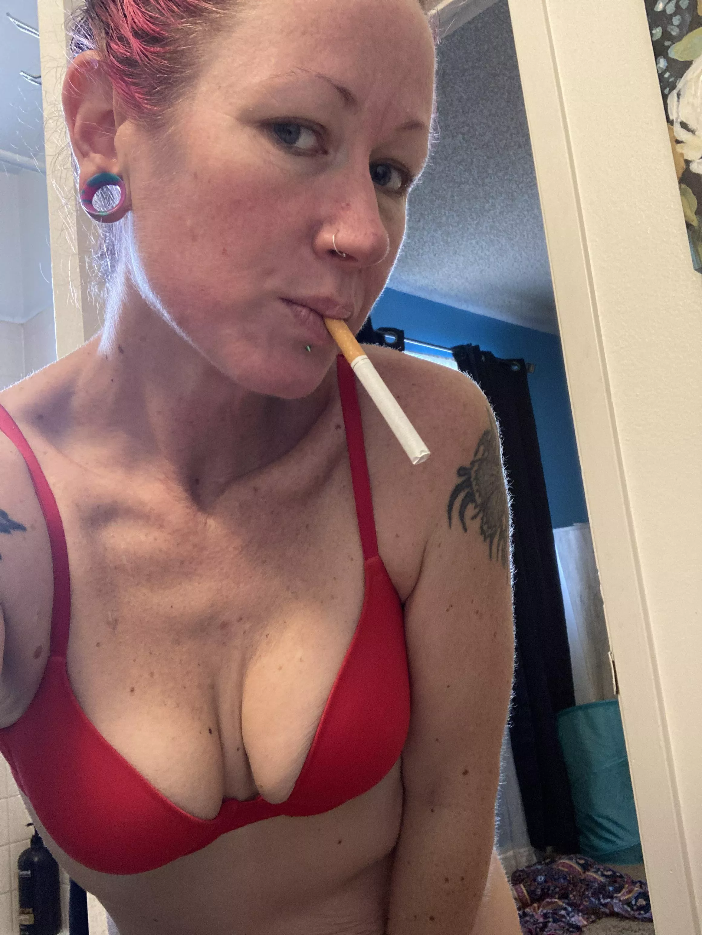 Would you join me for a smoke ? [f] posted by LauraWhora420