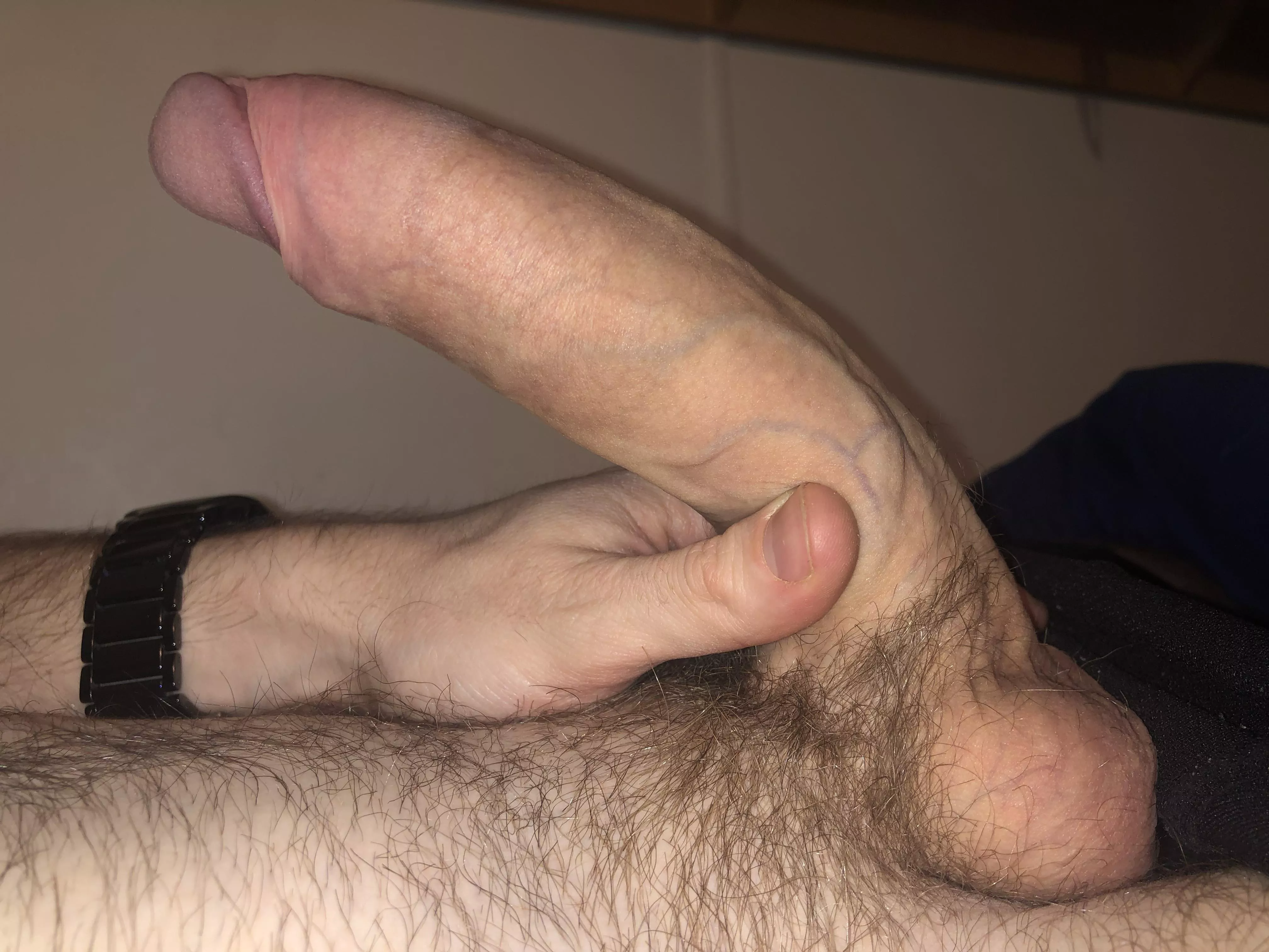 Would you let my curve hit ur prostate?😏 posted by arronskater19