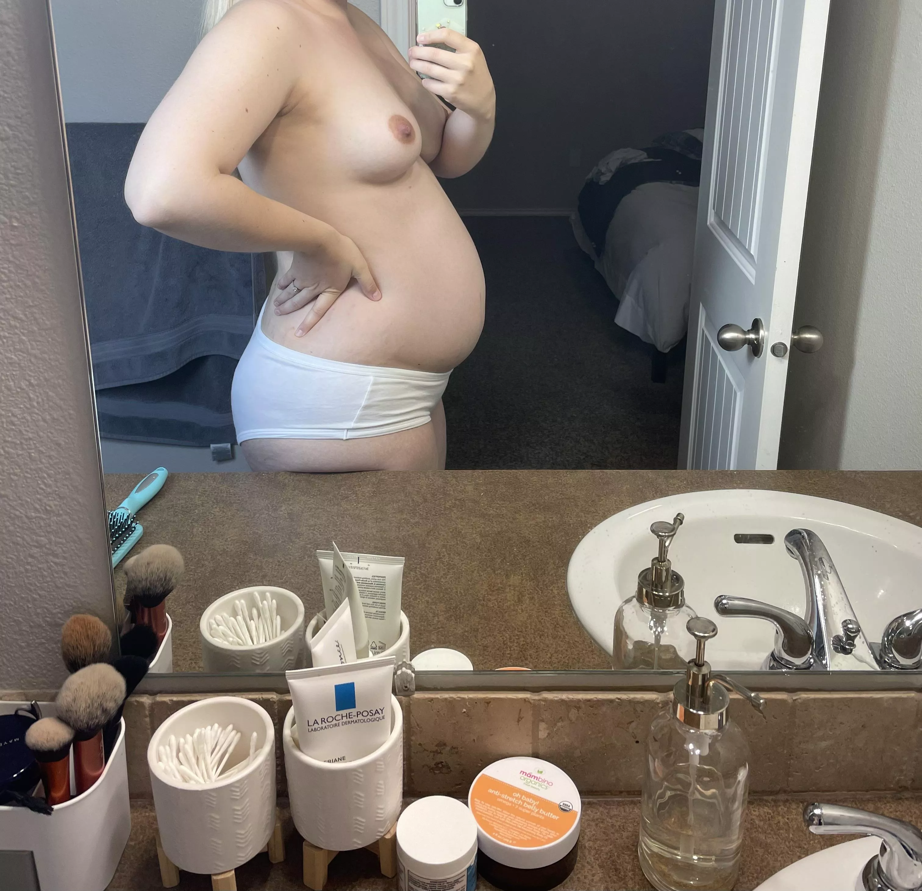 Would you still fuck me behind my husbands back? He doesn’t know the baby isn’t his. posted by Zach1890