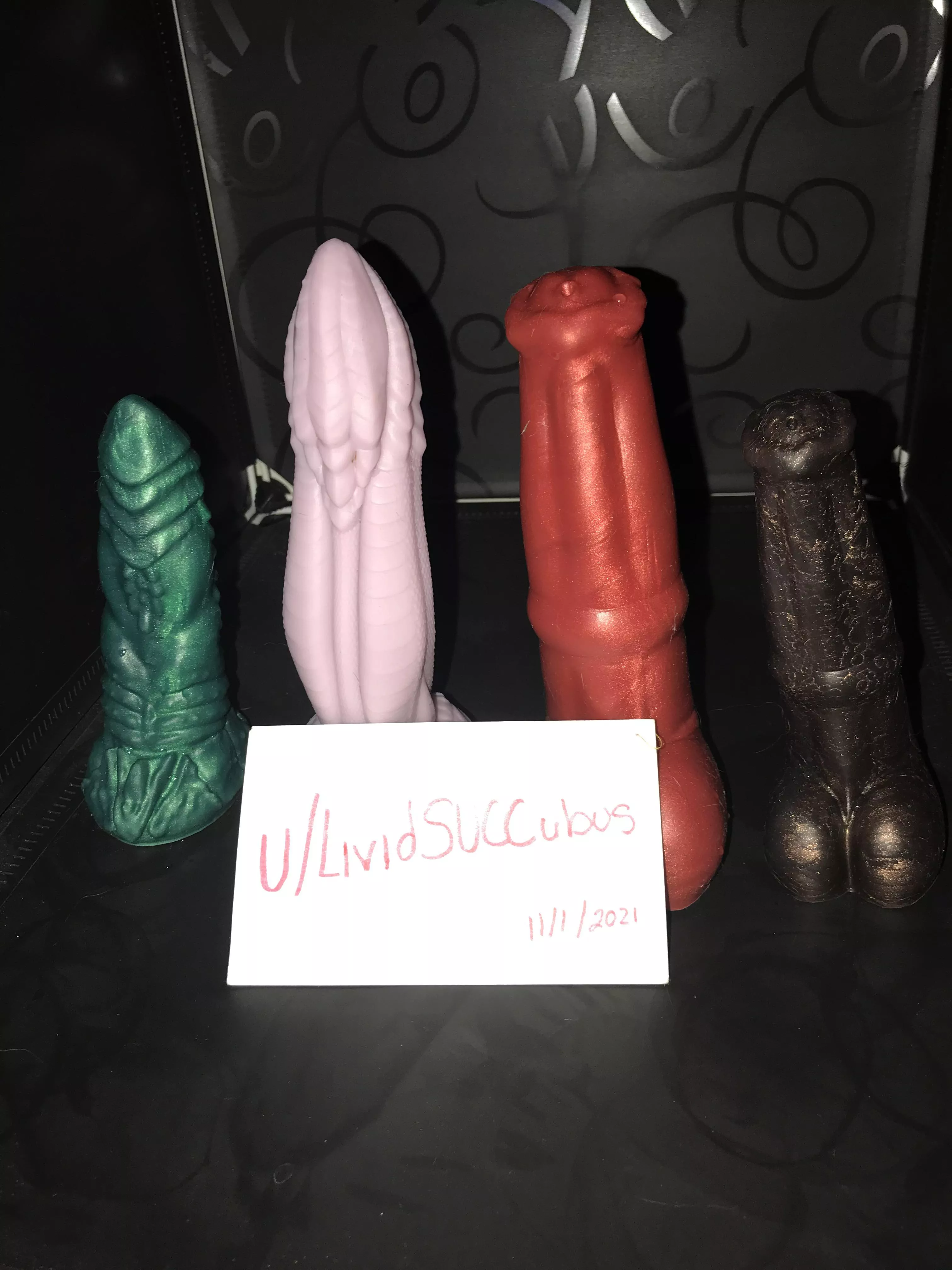 [WTS] Bad Dragons posted by LividSUCCubus