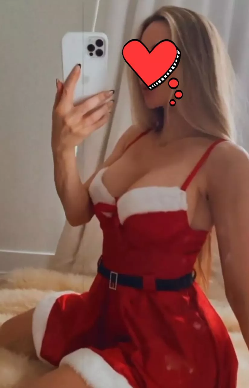 Xmas is coming posted by submissive_slut-