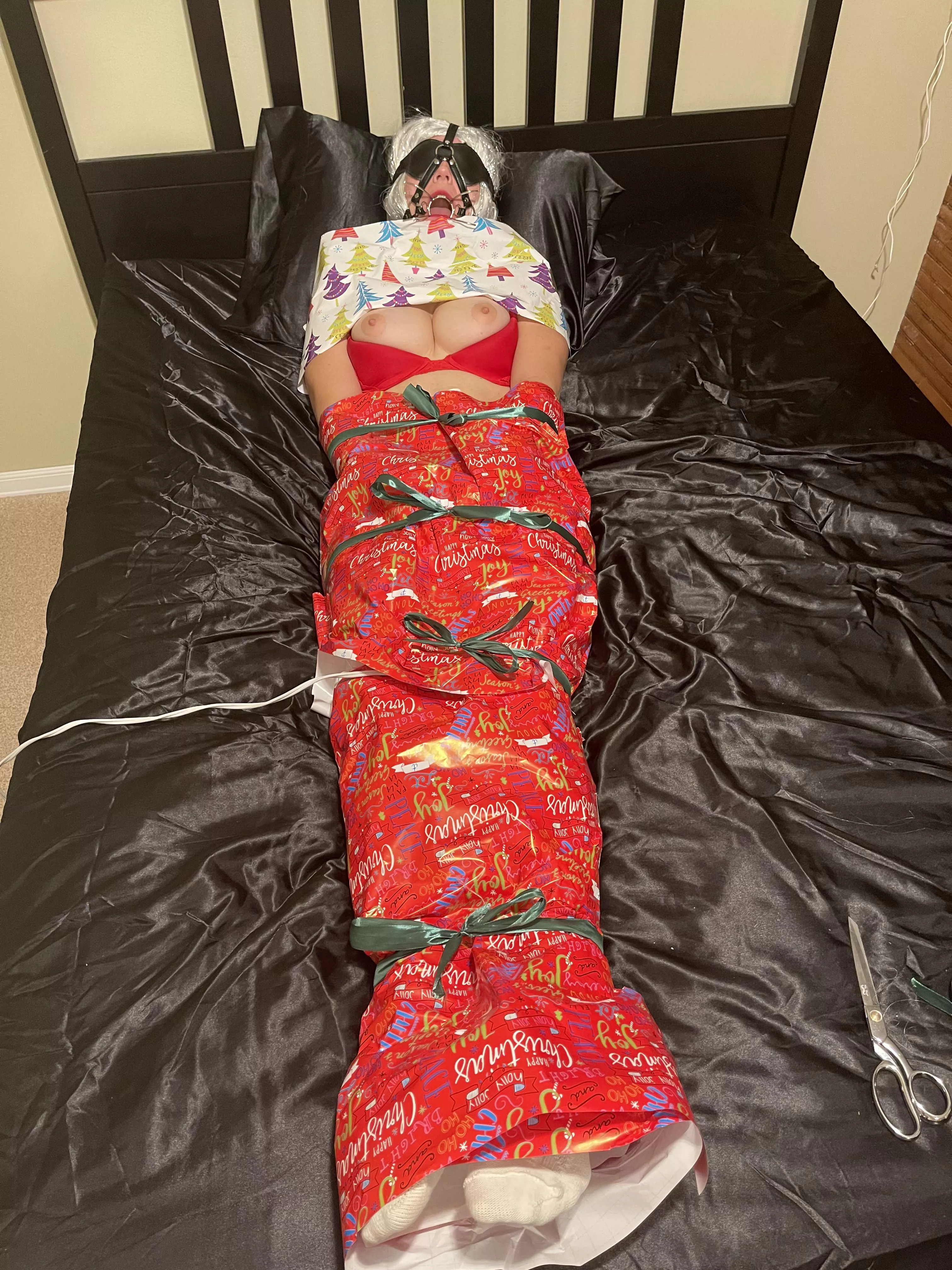 Xxx-mas present posted by Black_Skye_RD