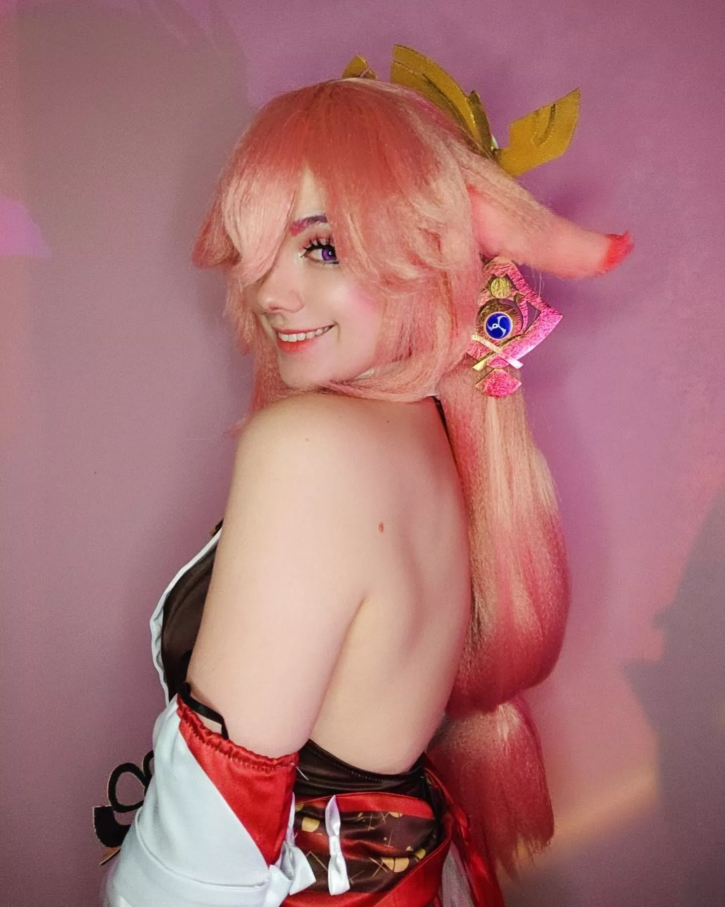 Yae Miko cosplay by me! posted by Omi_cos