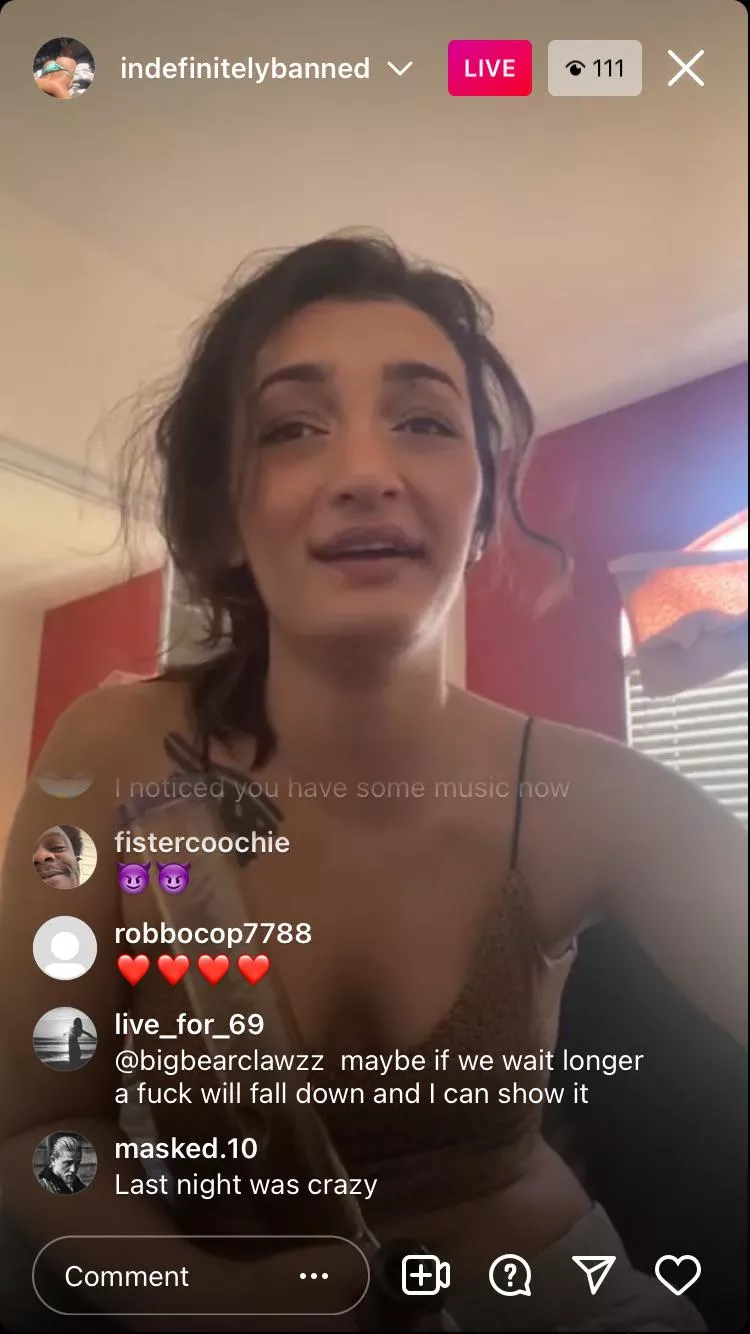 Yesterday she was on fire, live rn. Username in pic posted by Impressive_Drummer18