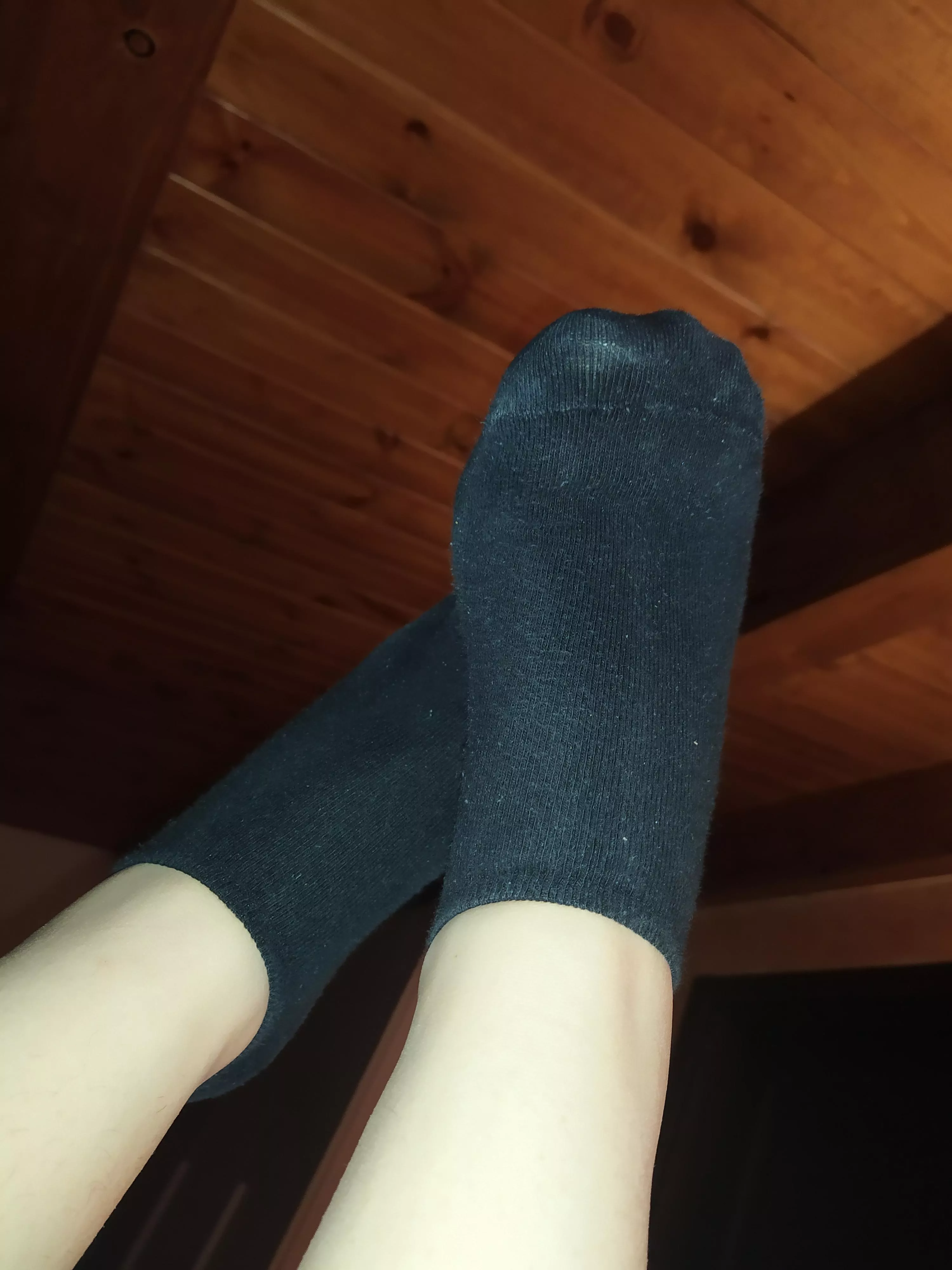 you can sniff if you admit you're a pathetic loser drooling for sweaty socks 🤤 posted by m1ssaisha