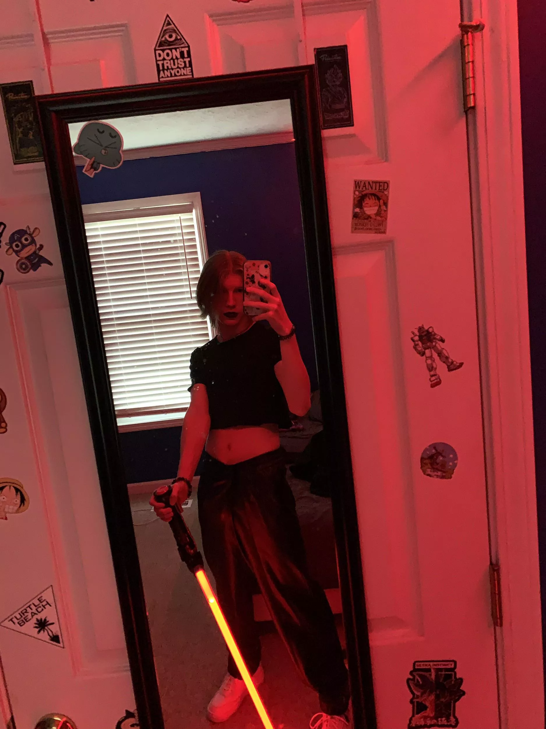 you guys like star wars?🖤 posted by supersaiyan_femboy