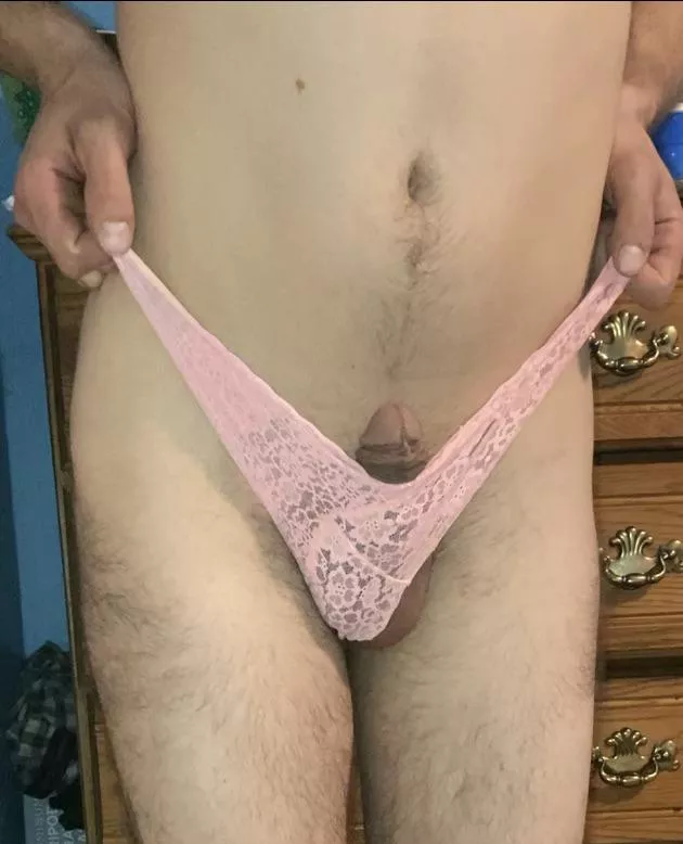 You know what to do when you see someone in panties 🥵🥵 posted by Bidildos