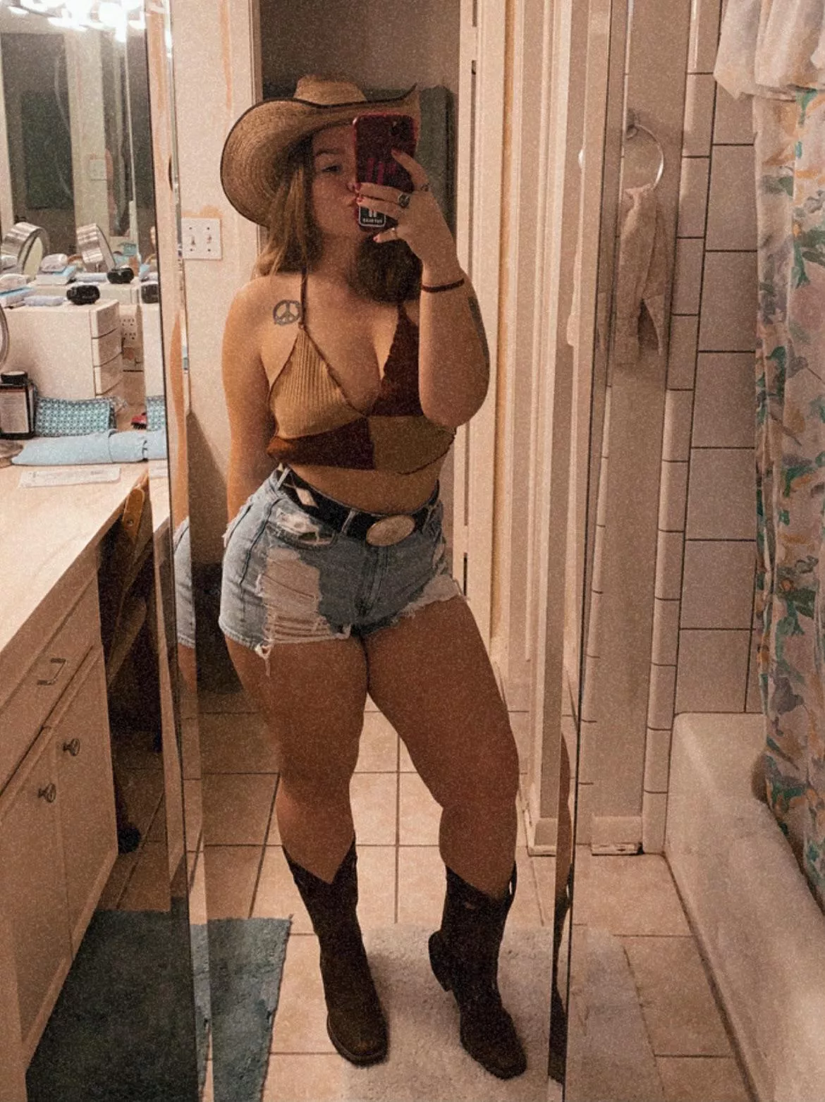 You like cowgirls? posted by natbat420