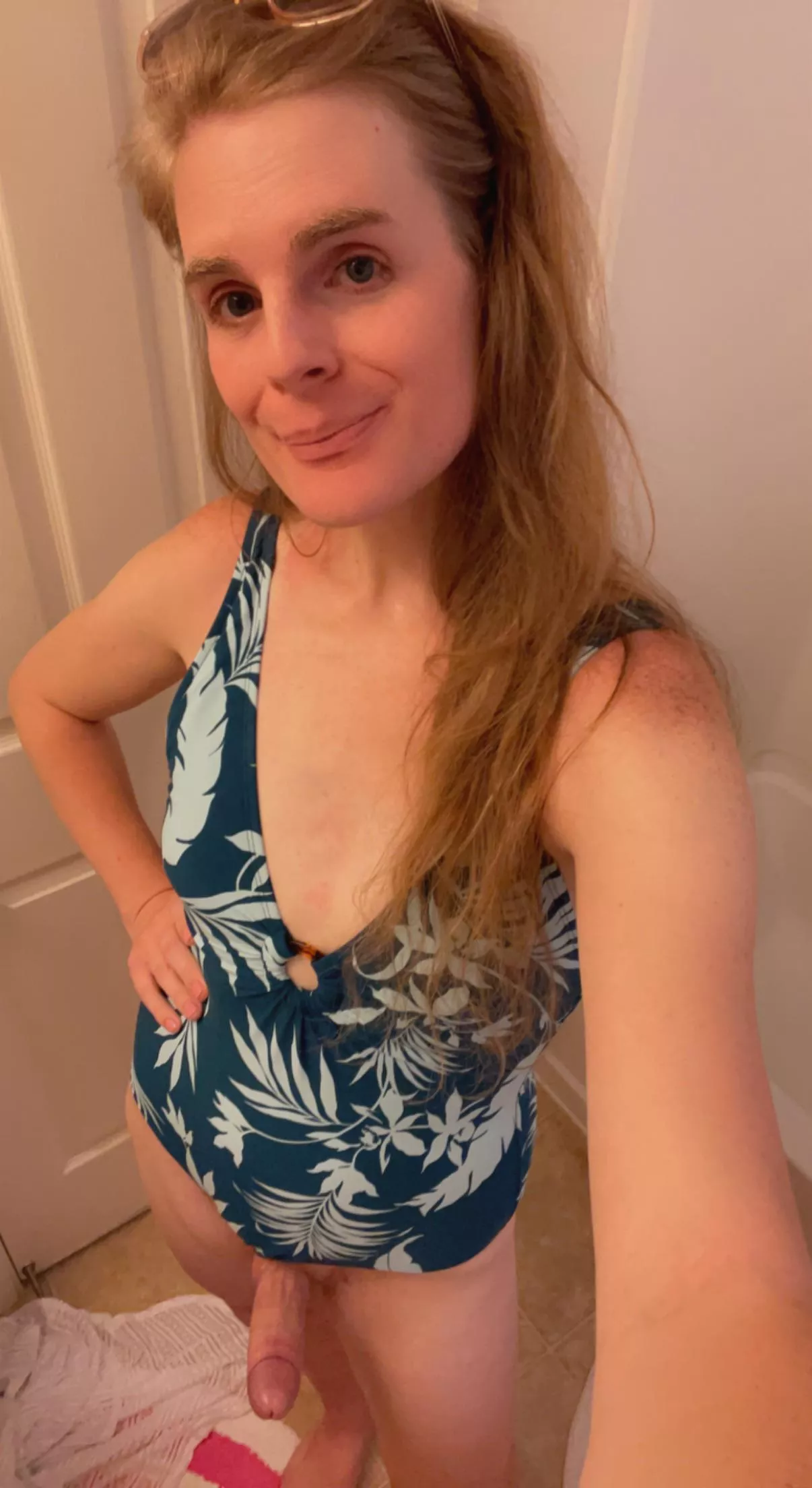 You like my new swimsuit?? Just a totally normal picture that won’t get you aroused or thirsty **giggles** just a regular clitty 🙈🥰🥰🥰 posted by CaliBella420