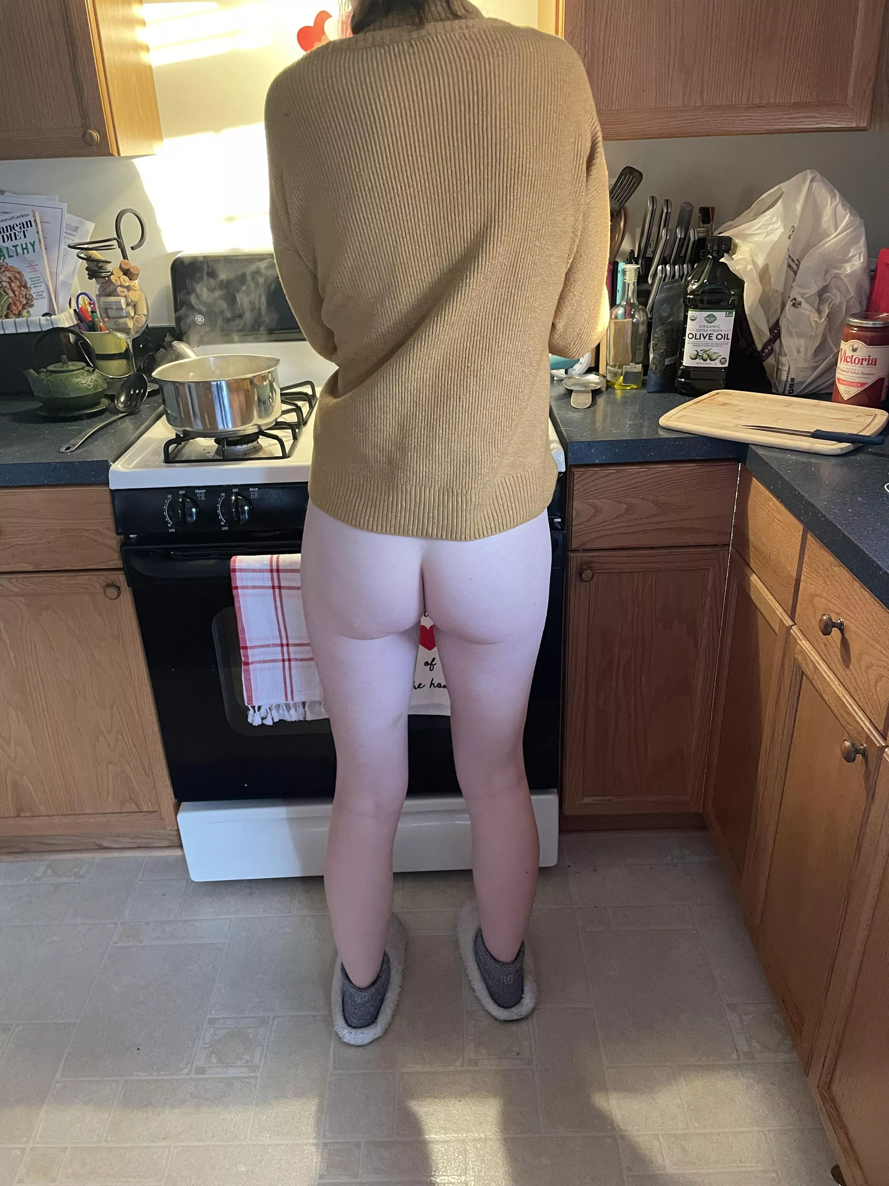 You like pale asses. Wish someone would spank it posted by The_Irish_Milf