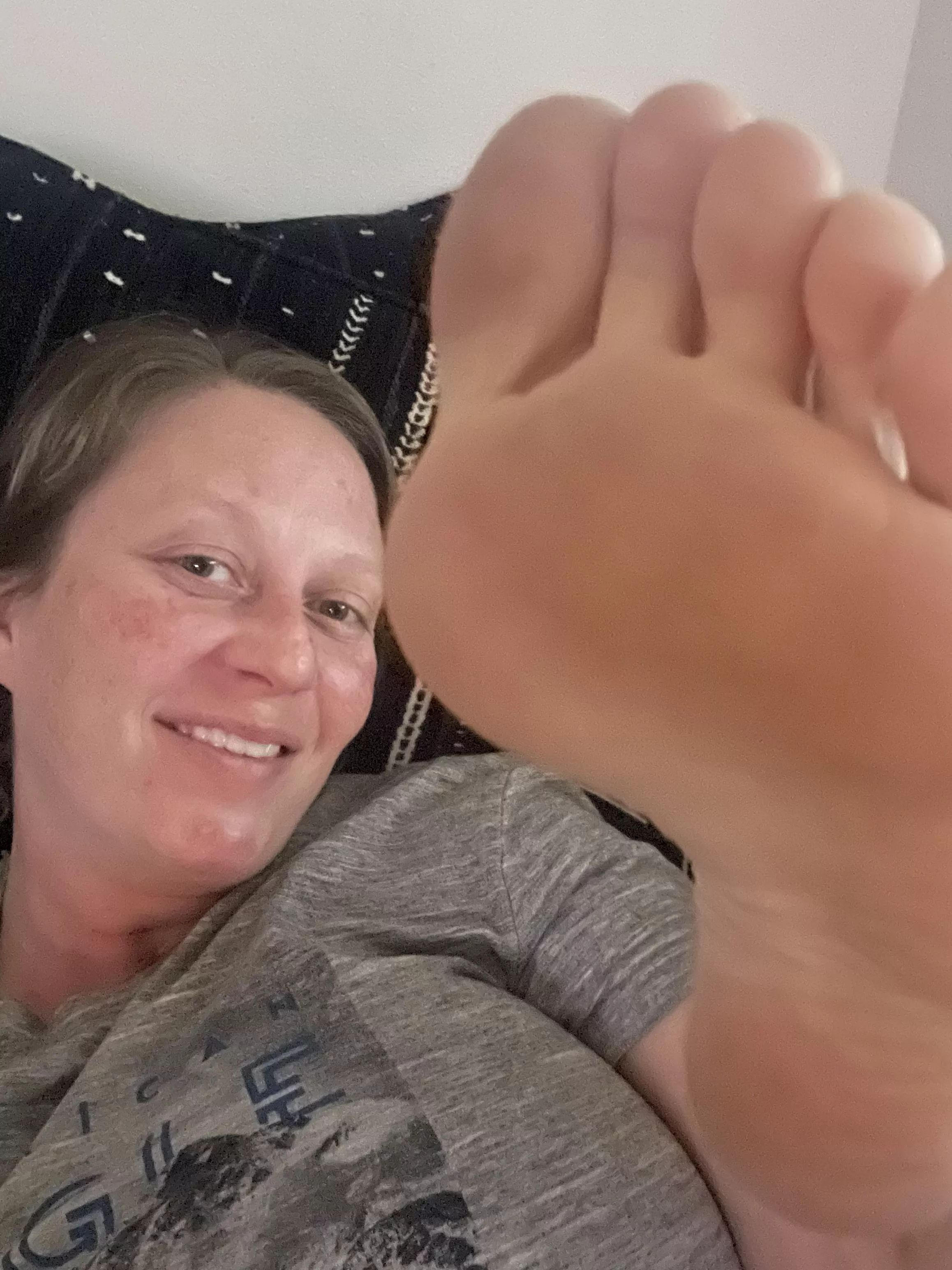 Your cock fits in my arches posted by getatislandgirl