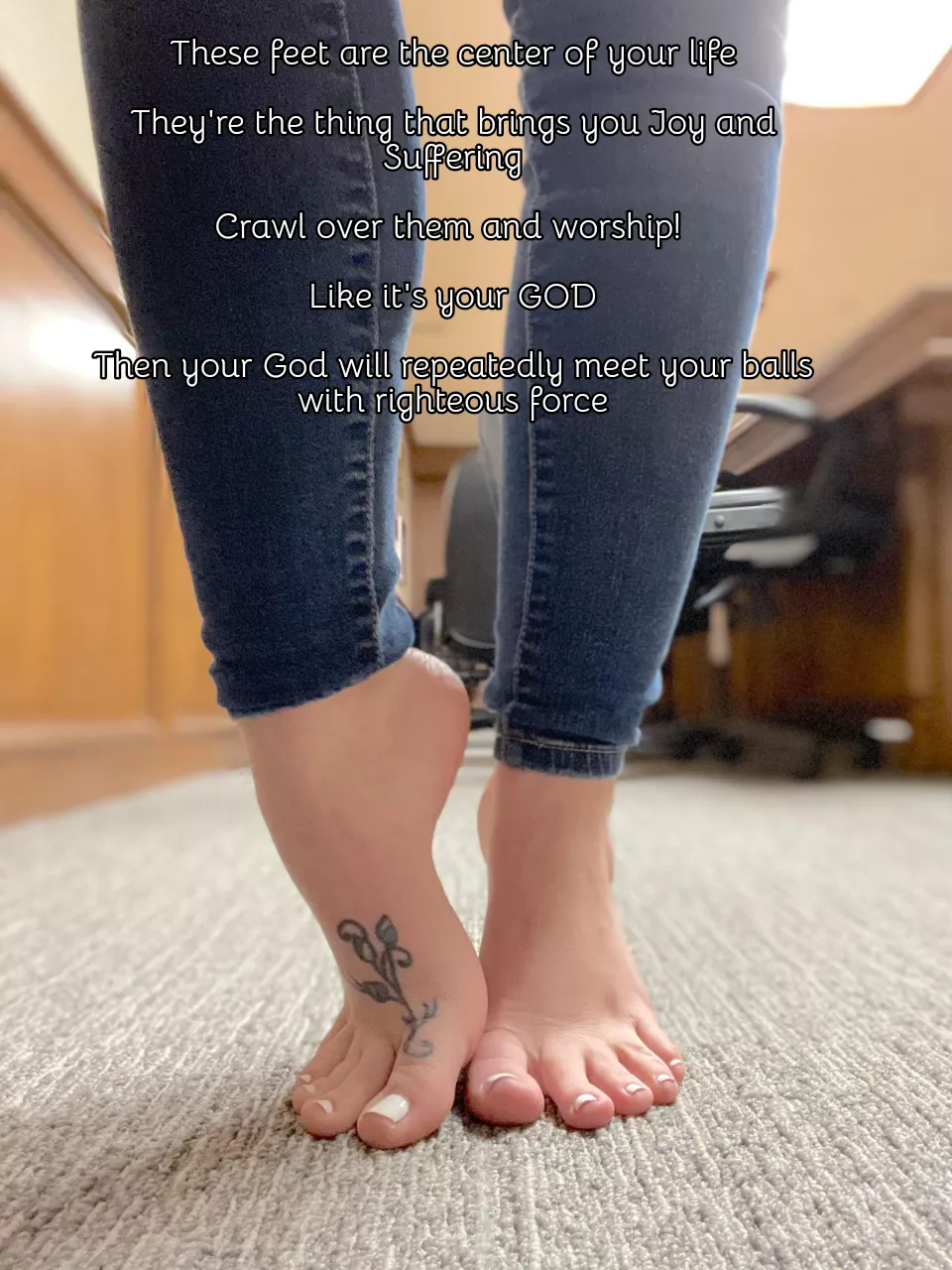 Your Domme's feet are your GOD! posted by 2accountsbanned1996