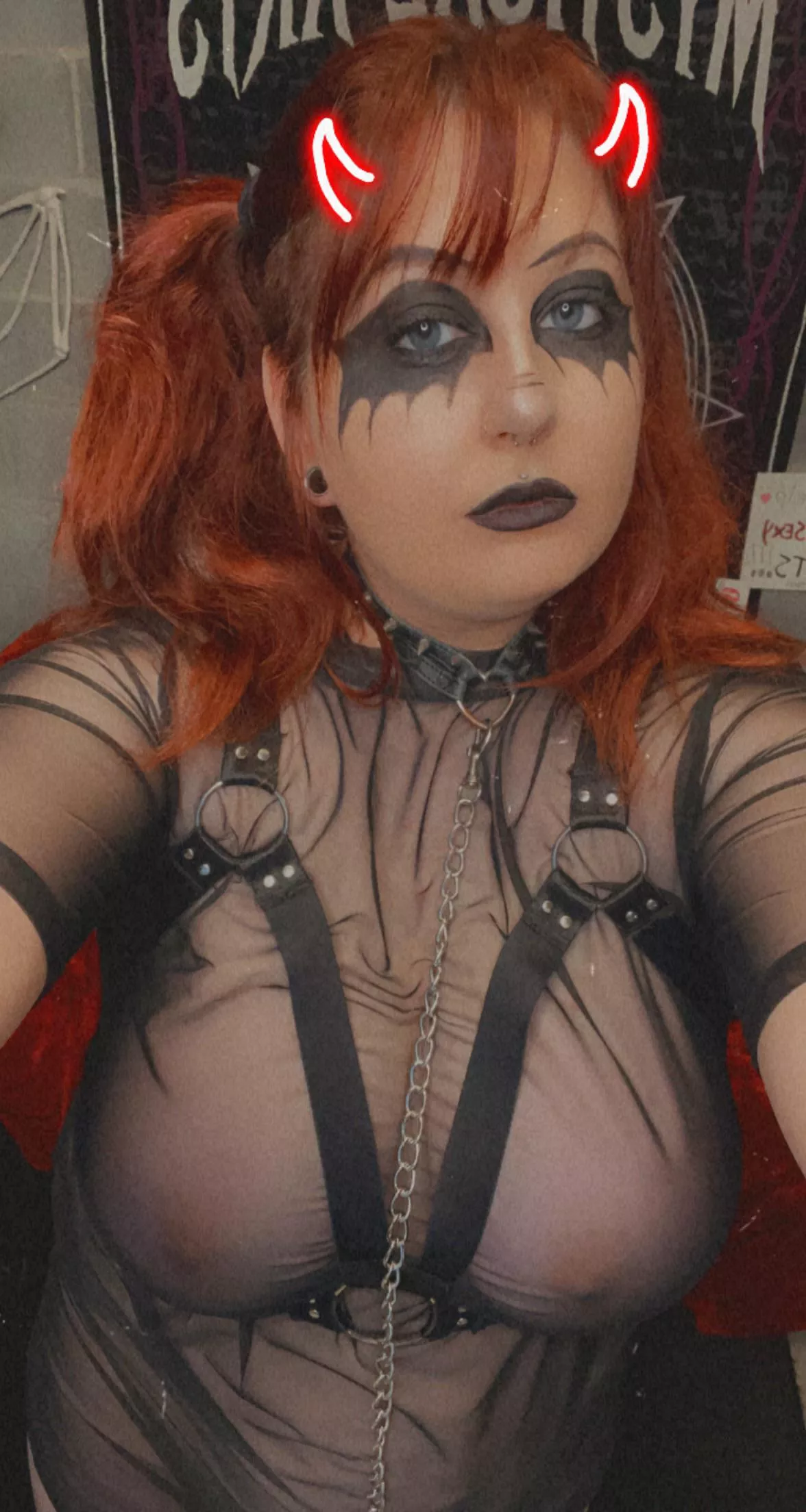 Your fave big titty goth is on and I have my lush in my cute little pussy. 😈 link in comments or search lolahdreadful posted by LolahDreadful