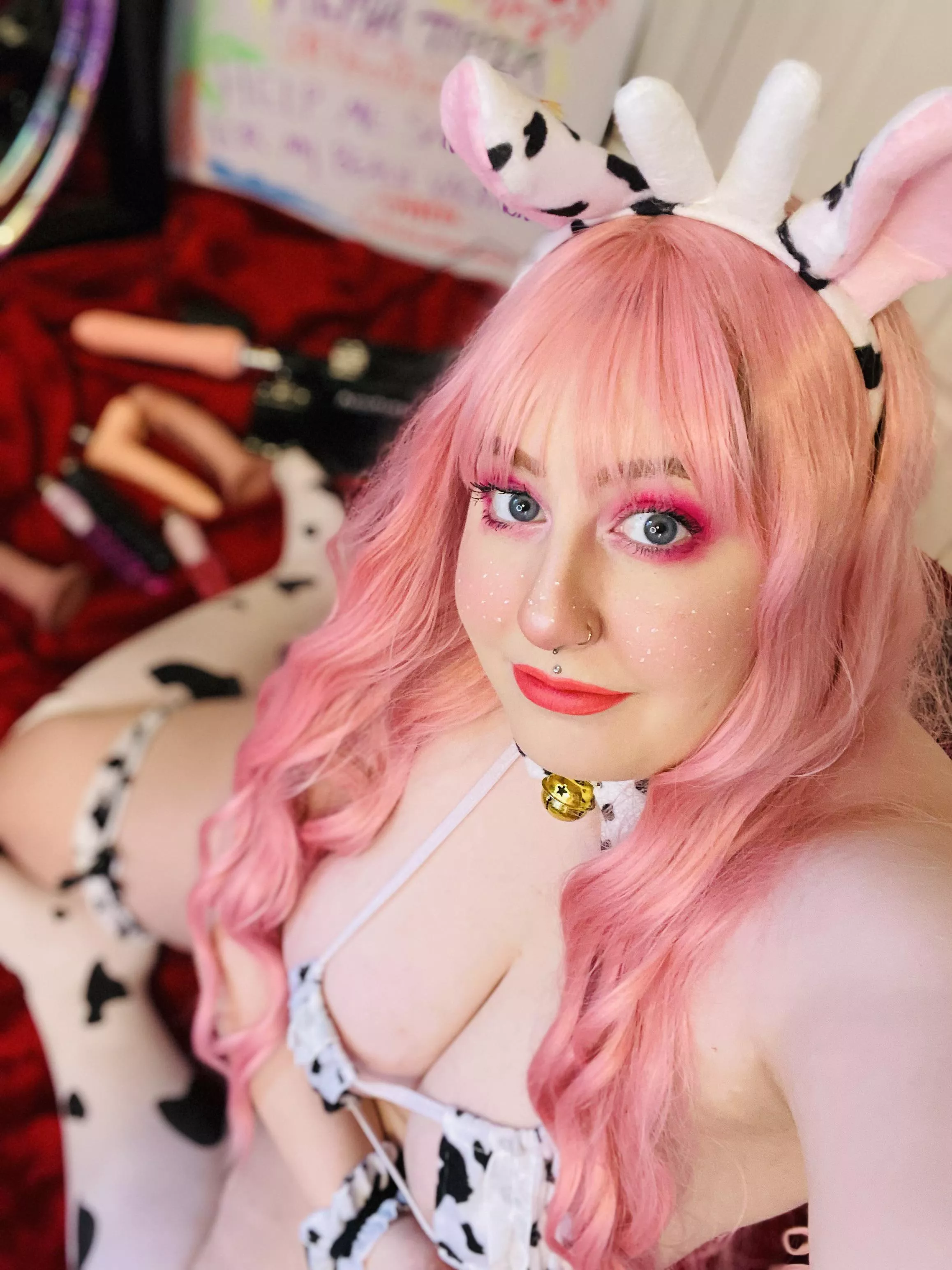 Your favorite thick cow is online! 🐮💕 link in comments or search lolahdreadful posted by LolahDreadful