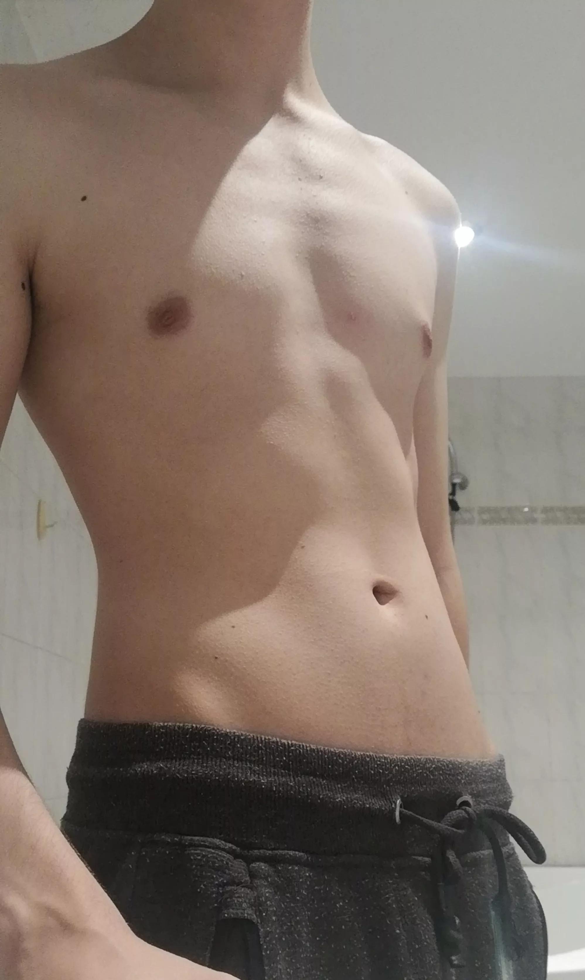 Your skinny boy 🐱 posted by twinkytwink2002