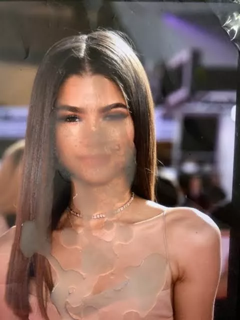 Zendaya loves my cum posted by jasondt22