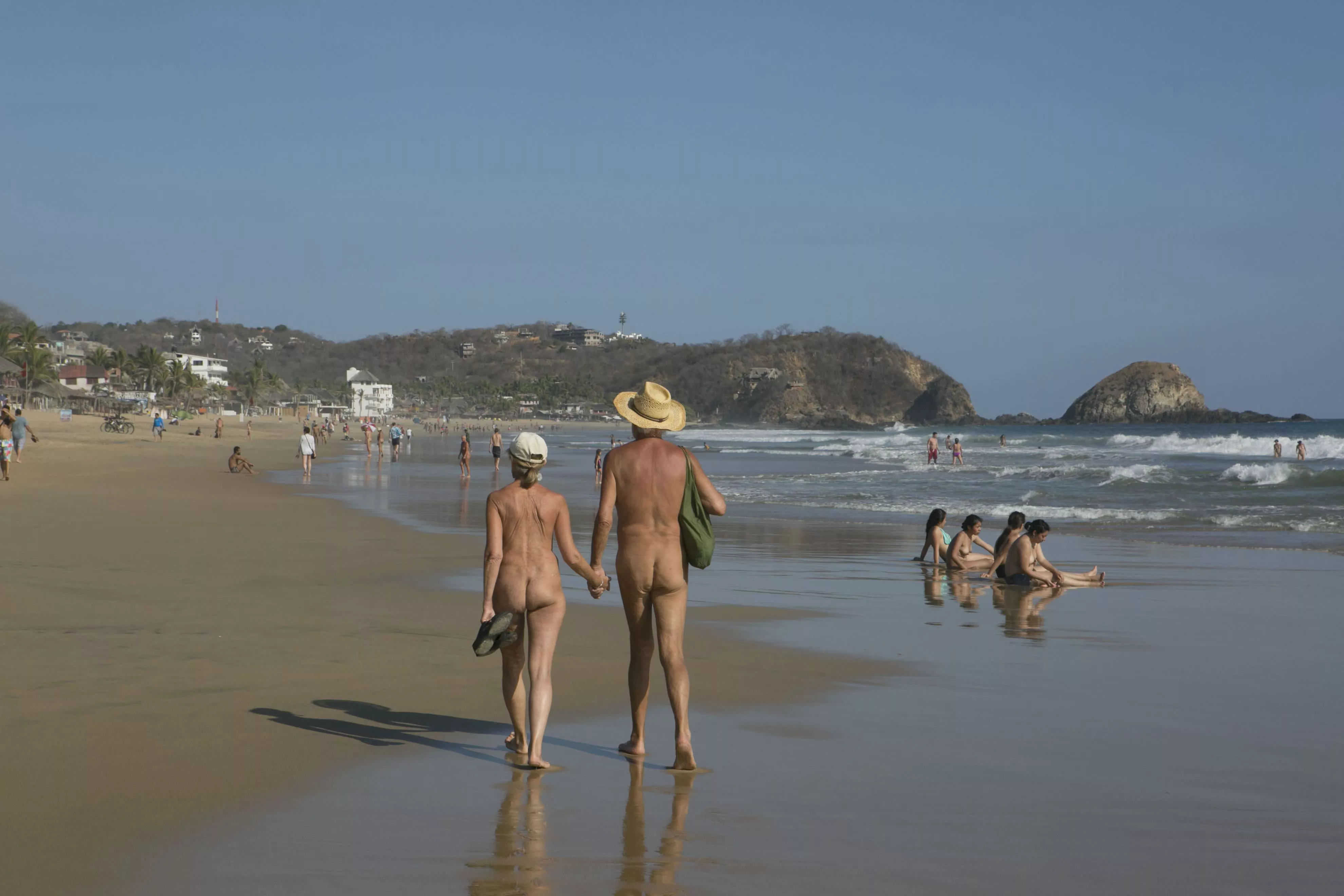 Zipolite, Oaxaca, Mexico posted by NaturistPictures