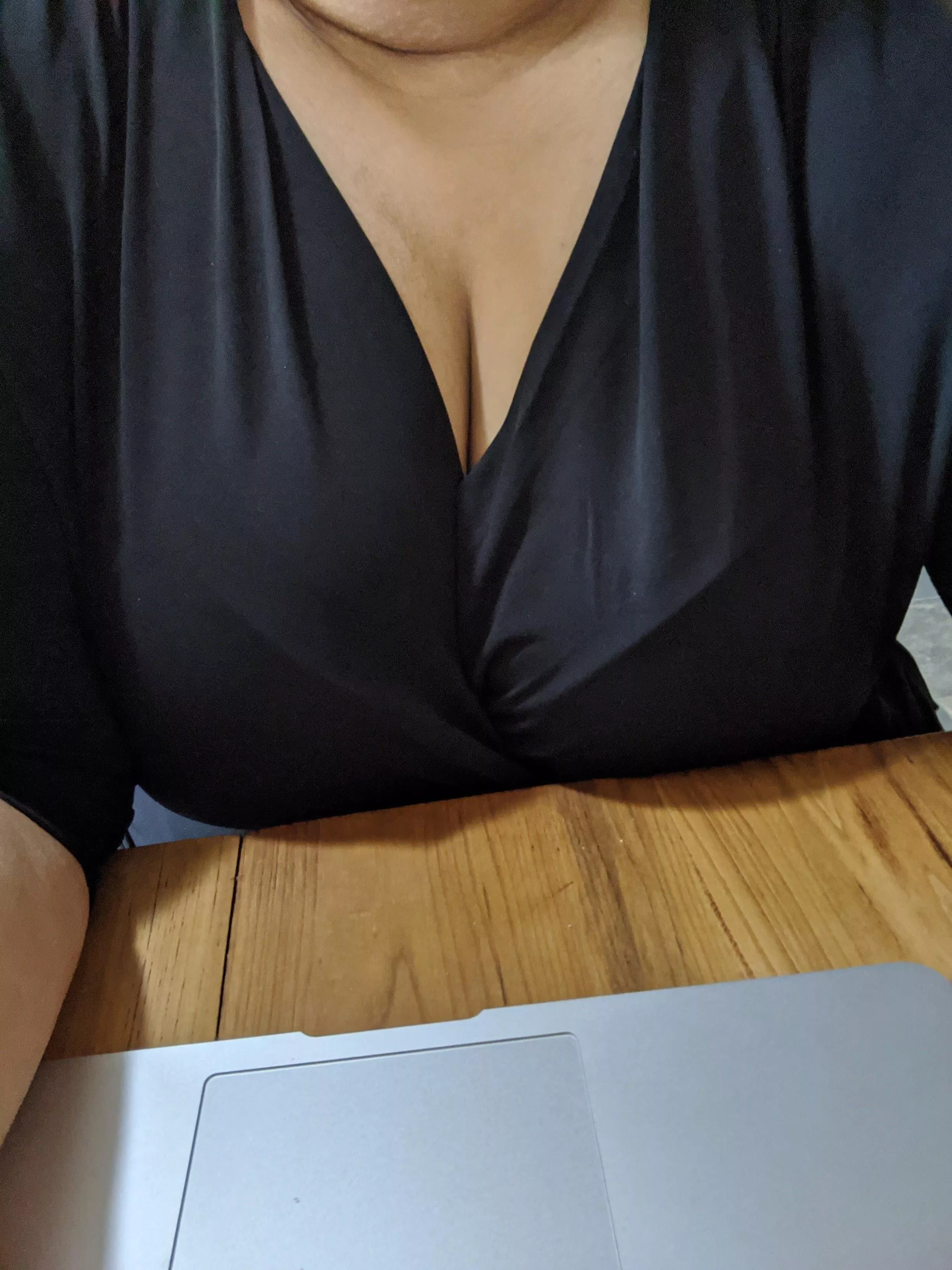 Zoom interview... Would you hire me? posted by chubby-goddess